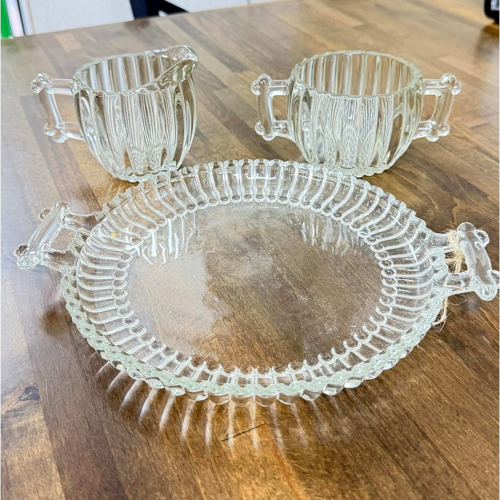 Vintage 1930's-1950's JeanetJeanette Glass Co. creamer, sugar bowl, and tray set